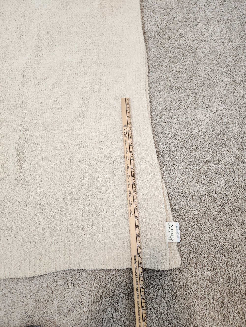 Sunday Citizen Snug Lap Throw Blanket - Picture 7 of 8